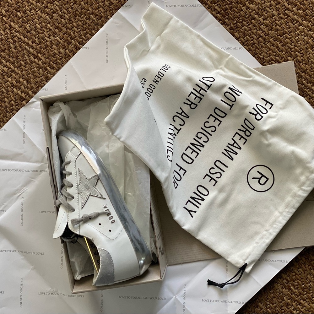 Golden Goose White Low-Top Sneakers with Silver Star 37